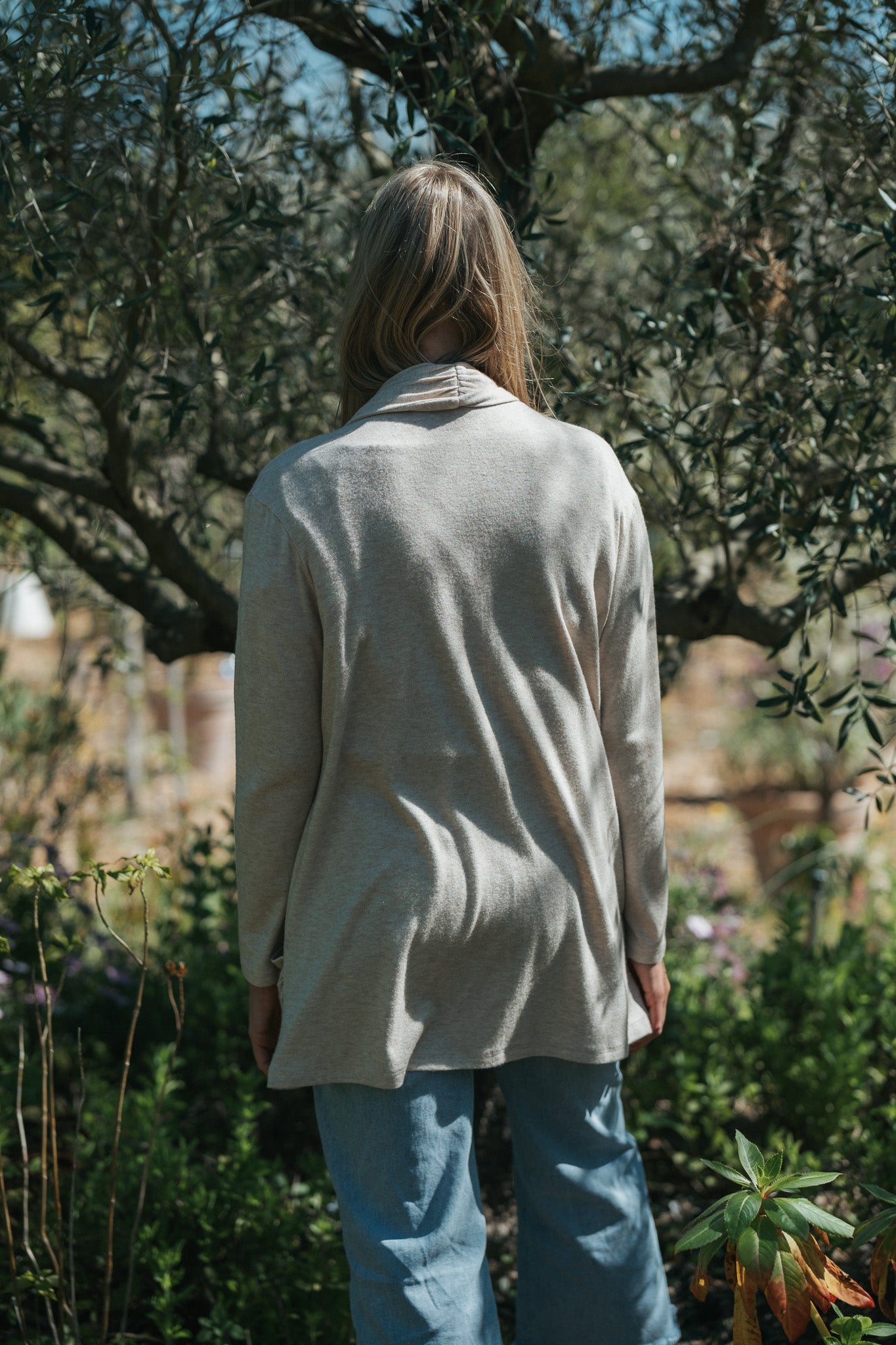 Trusting Hanky Cardi - Oatmeal