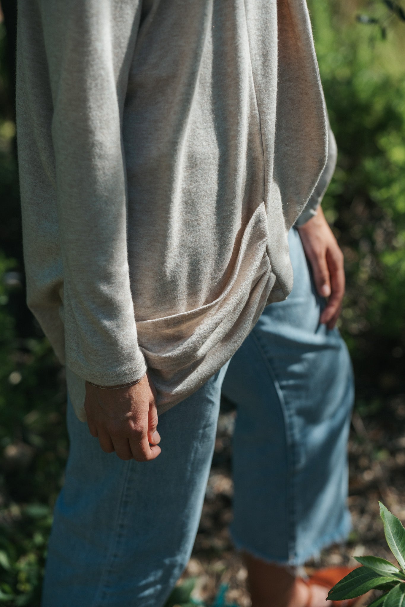 Trusting Hanky Cardi - Oatmeal