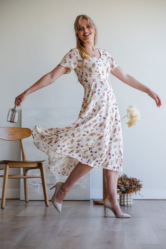 Vintage Lady - Pink & Ivory