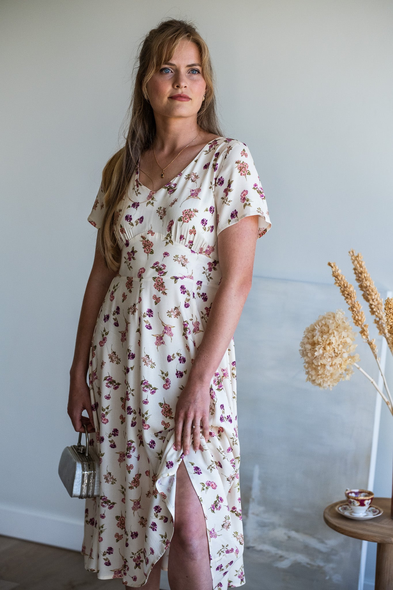 Vintage Lady - Pink & Ivory