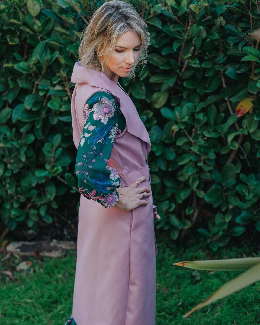 Bold Sleeveless Coat