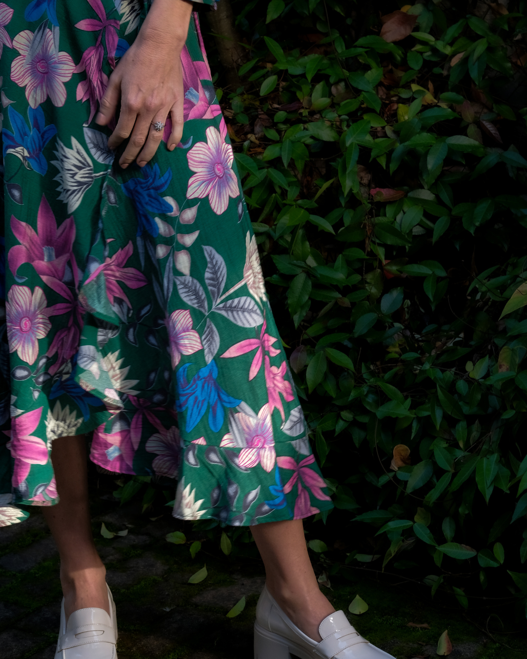 Full-of-life Floral Linen Wrap Dress (Pre-order)