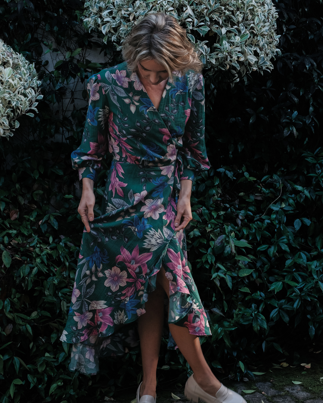 Full-of-life Floral Linen Wrap Dress (Pre-order)