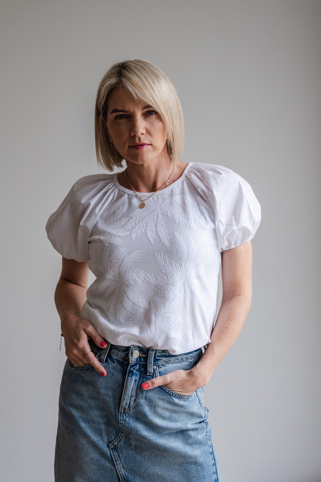 Peace Tee - White Bubble Sleeve