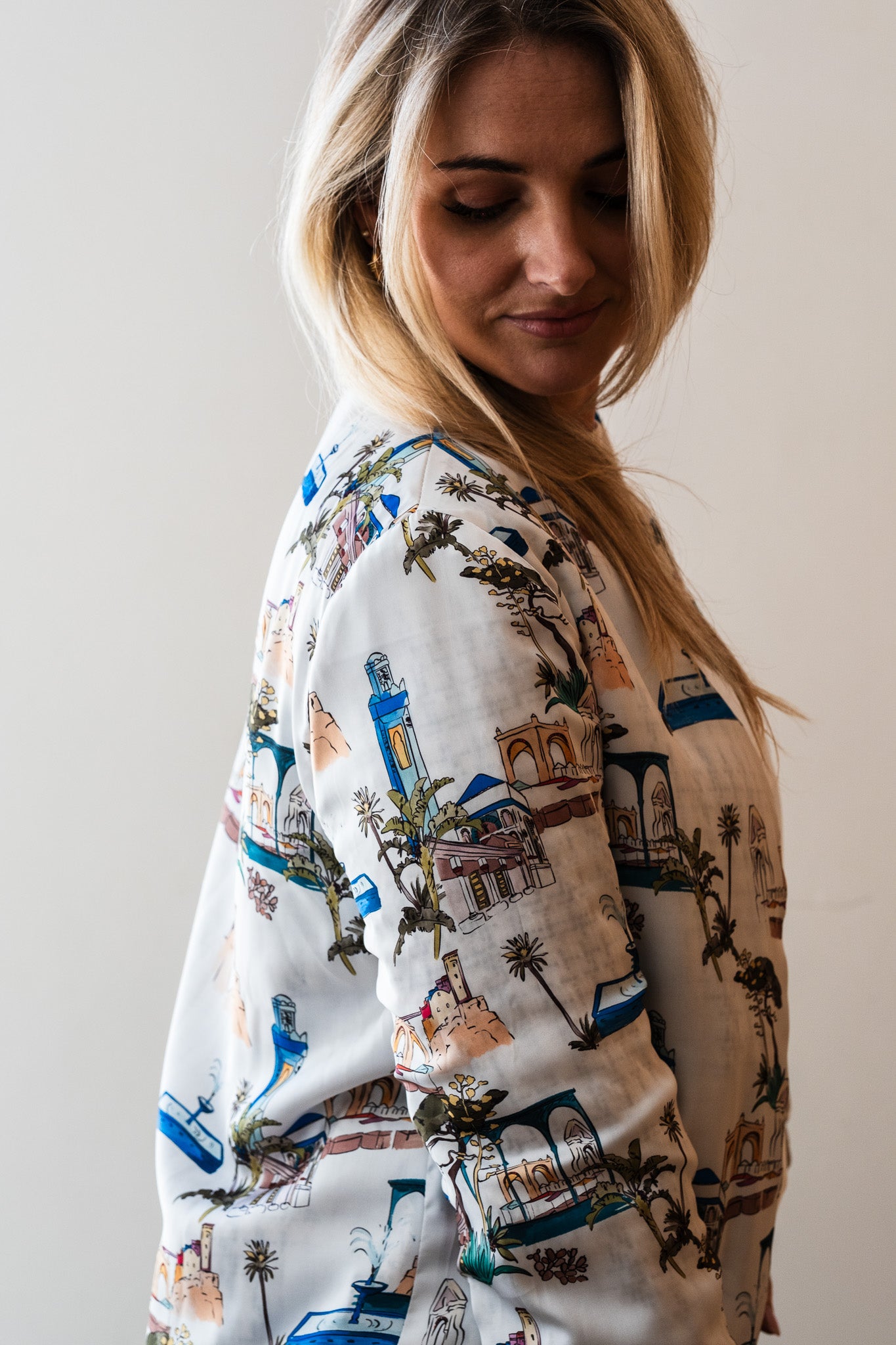 Sjiek Reversible Bomber Jacket - White Bouclé