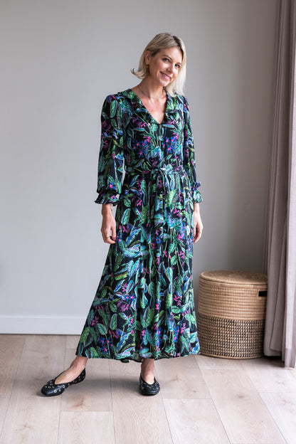 La Vie Est Belle Exclusive Dress