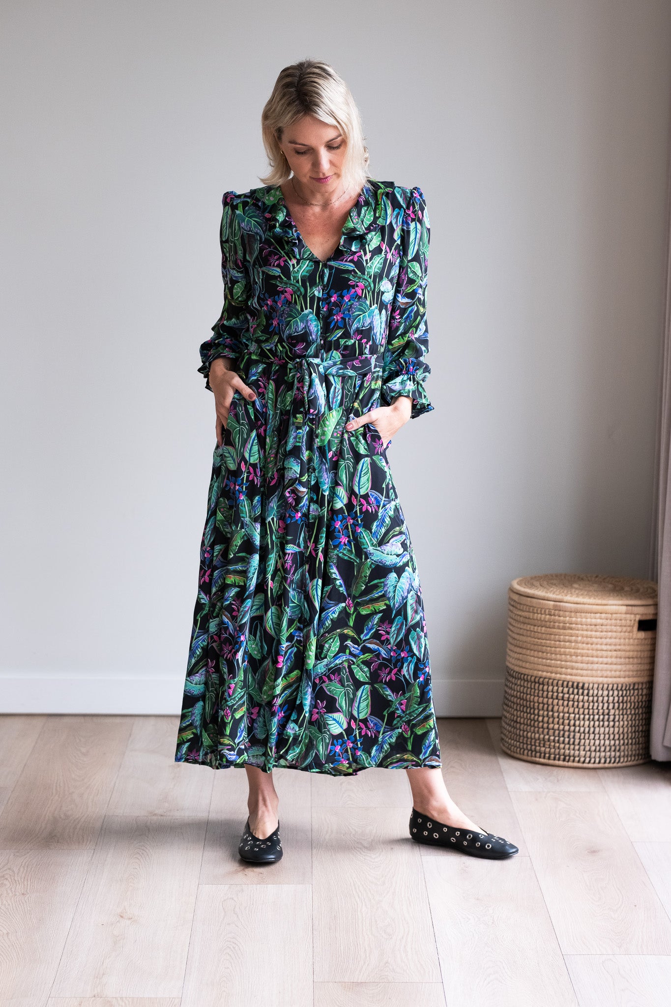 La Vie Est Belle Exclusive Dress
