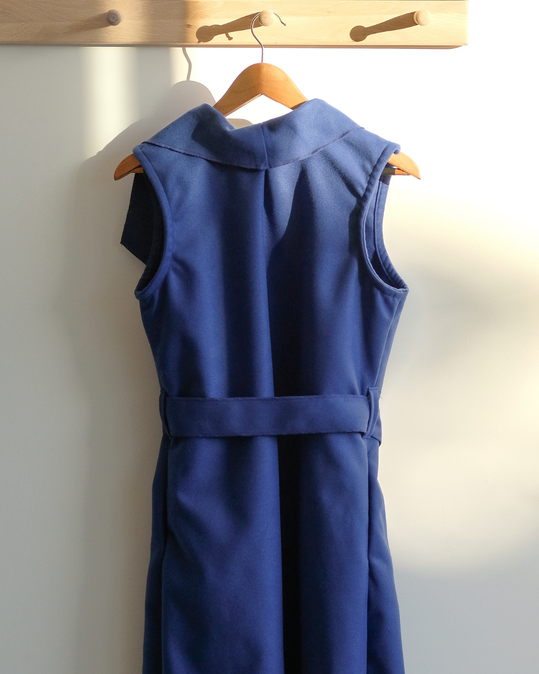 Bold Sleeveless Coat - Royal Blue